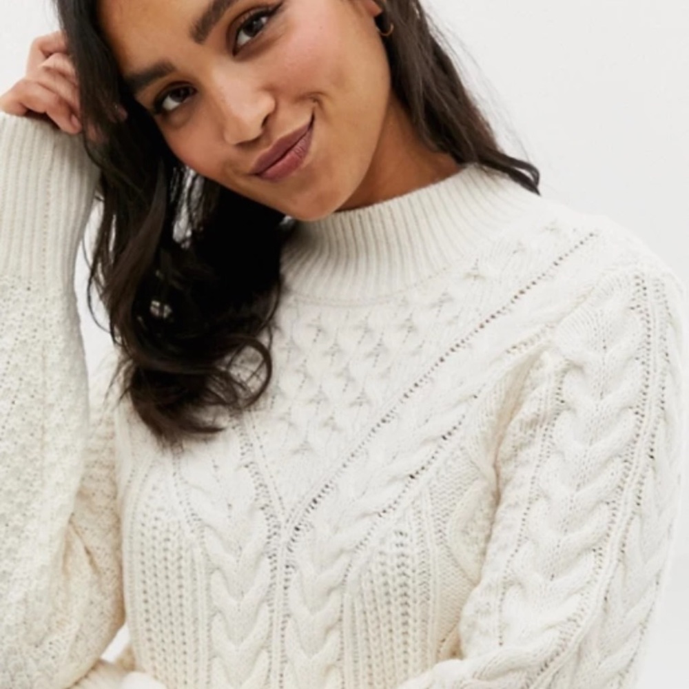 Abercrombie & Fitch High Neck Cable Knit Sweater